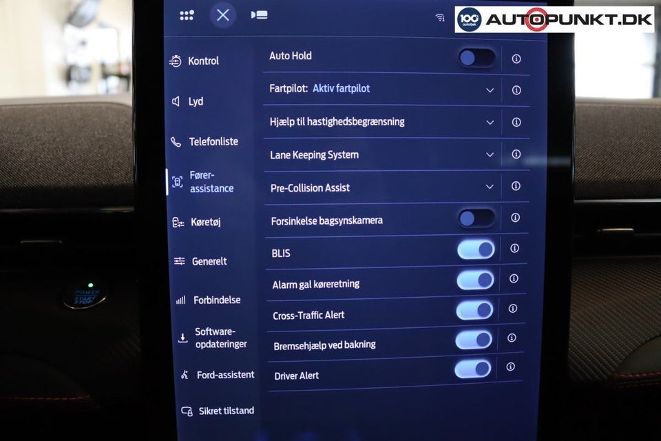 Ford Mustang Mach-E 75 Standard Range AWD 5d