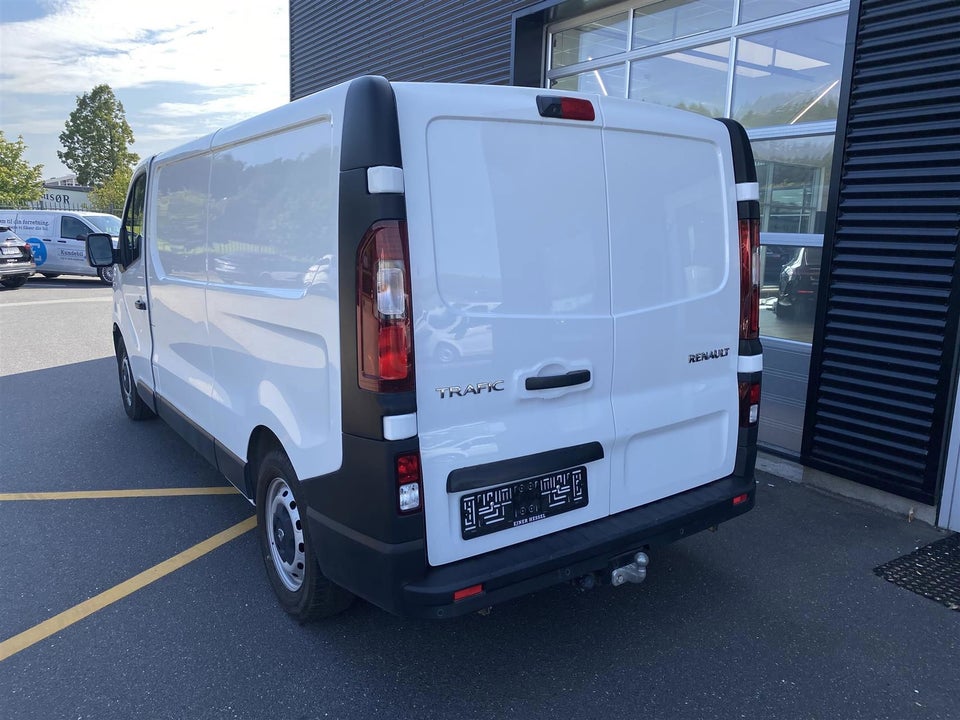 Renault Trafic T29 2,0 dCi 120 L2H1