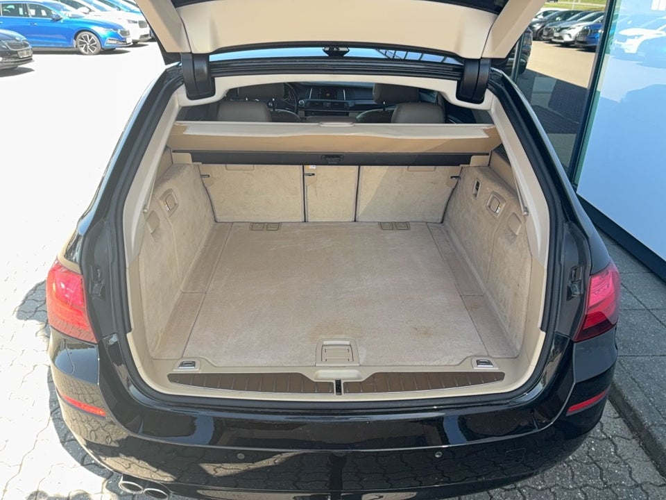 BMW 530d 3,0 Touring xDrive aut. 5d