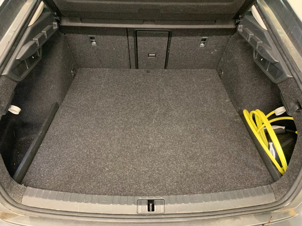 Skoda Octavia 1,4 TSi iV Plus DSG 5d