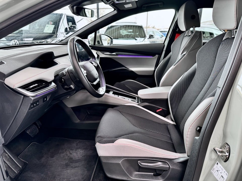 Skoda Elroq 85 iV Lodge Advanced 5d
