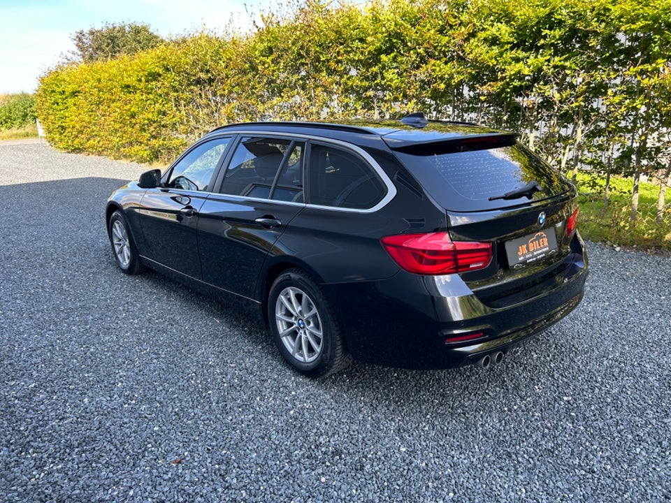 BMW 320d 2,0 Touring aut. 5d