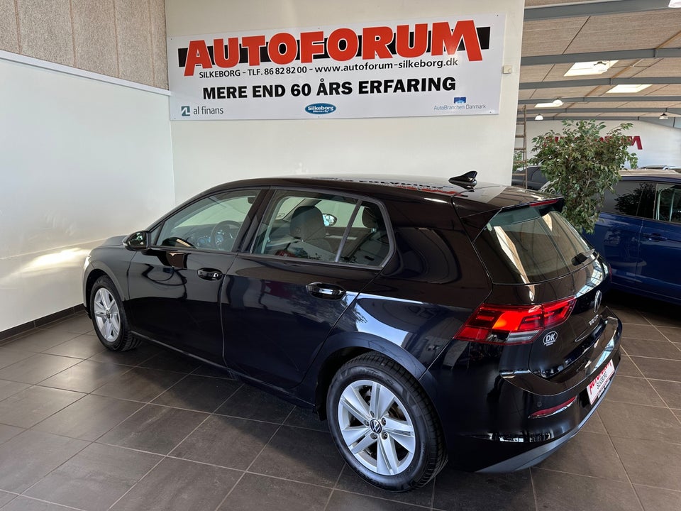 VW Golf VIII 1,5 TSi 130 Life 5d
