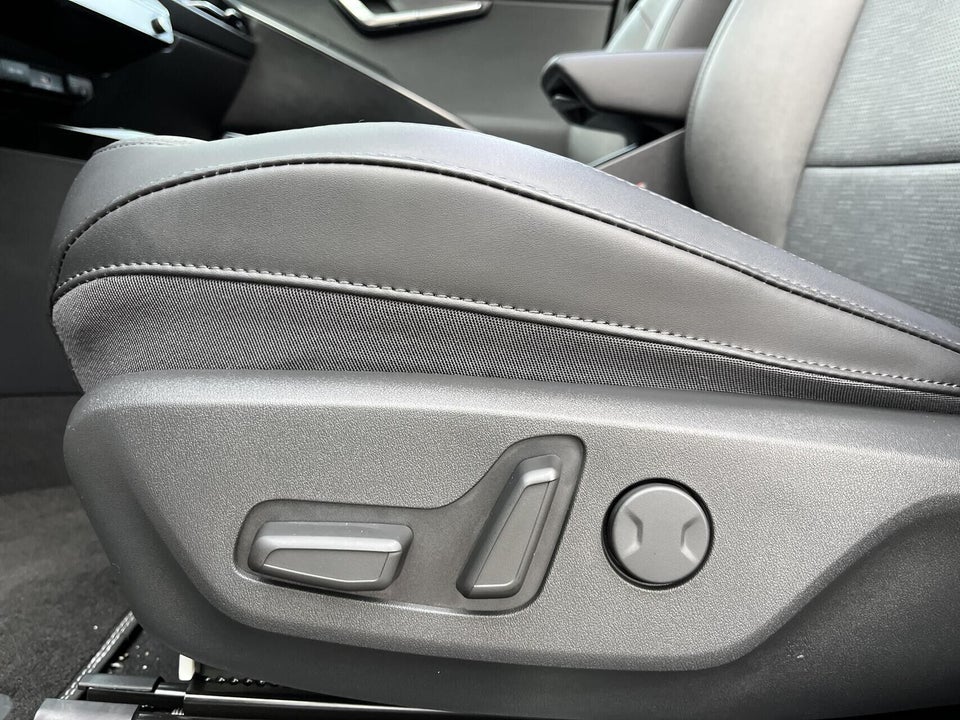 Kia Niro 64 EV Upgrade 5d