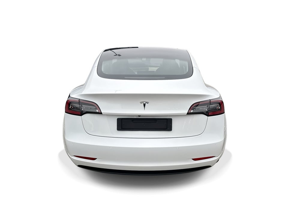 Tesla Model 3 Standard Range+ RWD 4d