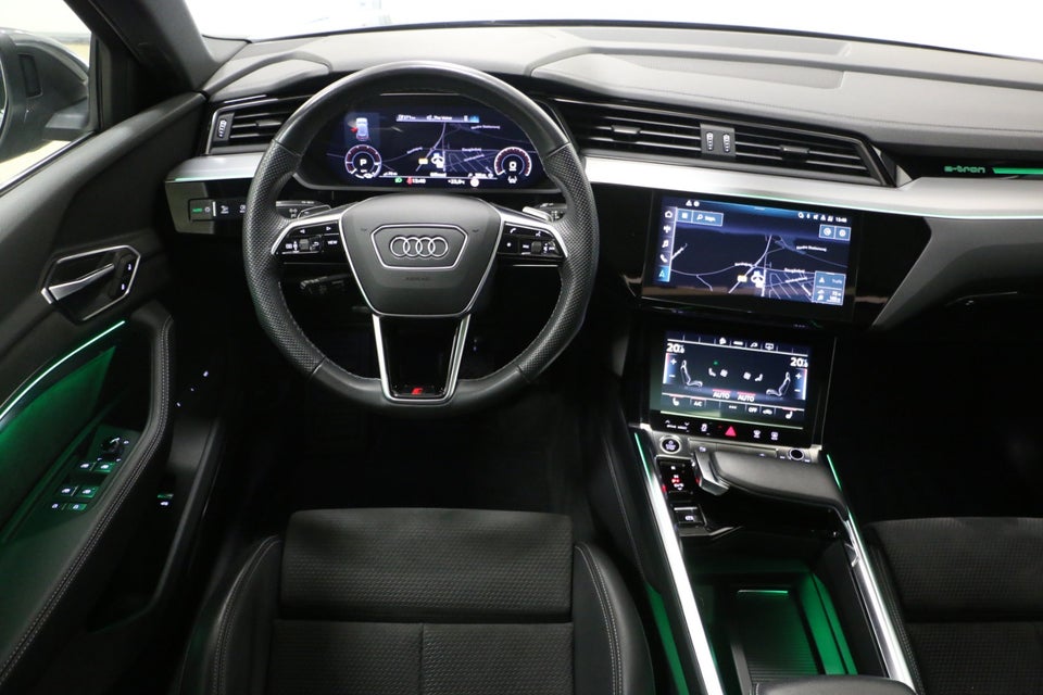 Audi e-tron 55 S-line quattro 5d