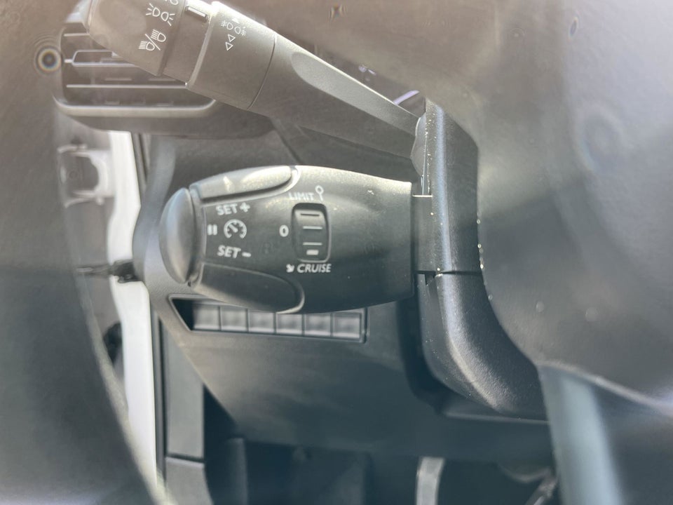 Toyota ProAce City 1,5 D 102 Medium Comfort 6d