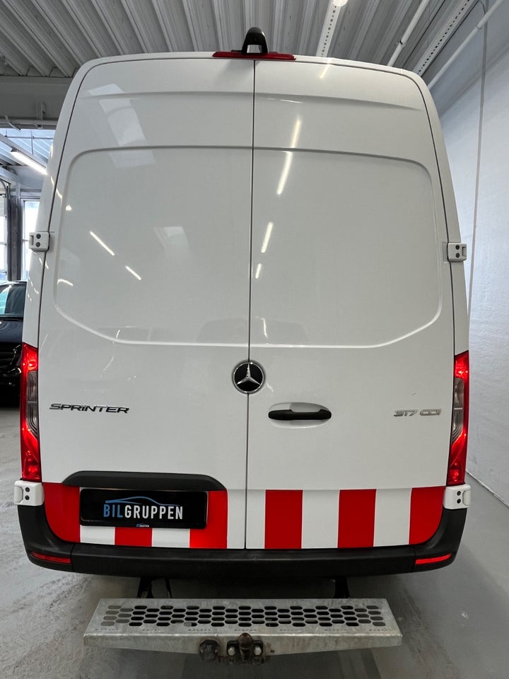 Mercedes Sprinter 317 2,0 CDi A2 Kassevogn aut. RWD