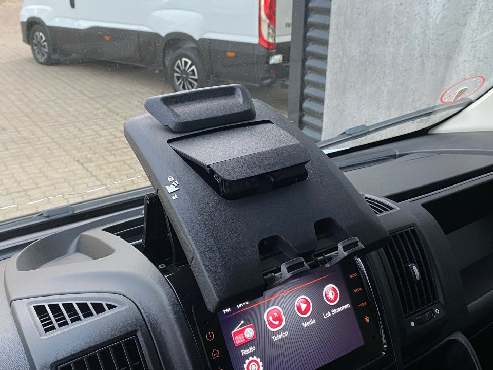 Fiat Ducato 33 2,3 MJT 140 Kassevogn L2H2 Pro+ aut.