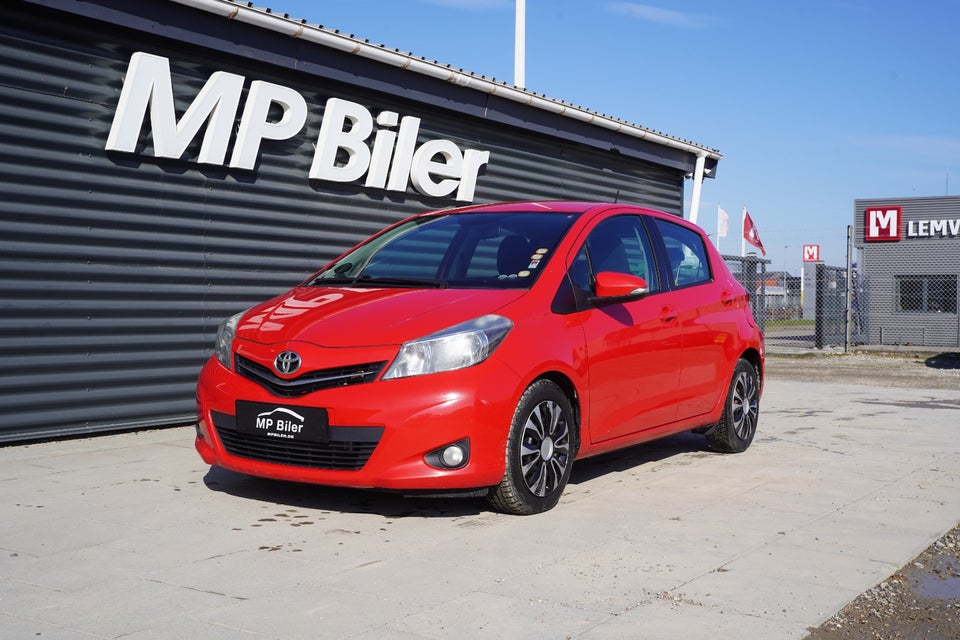 Toyota Yaris 1,4 D-4D T2 5d