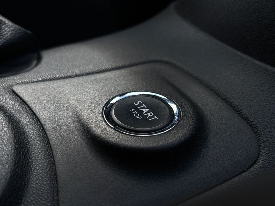 Citroën C4 1,2 PureTech 130 Feel 5d