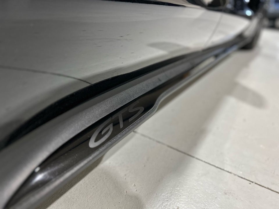Porsche Taycan GTS Performance+ Sport Turismo 5d