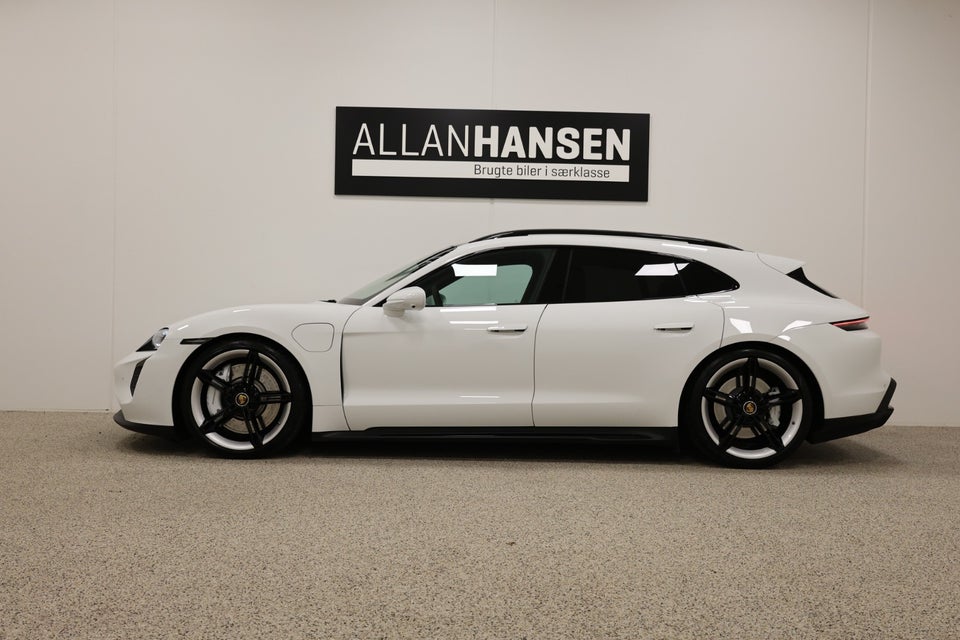Porsche Taycan GTS Performance+ Sport Turismo 5d