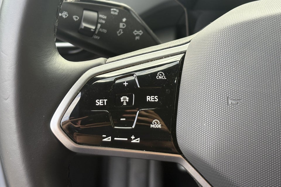VW ID.4 77 Pro 5d