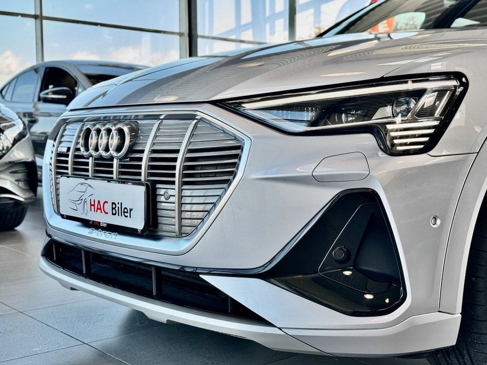 Audi e-tron 55 S-line quattro 5d