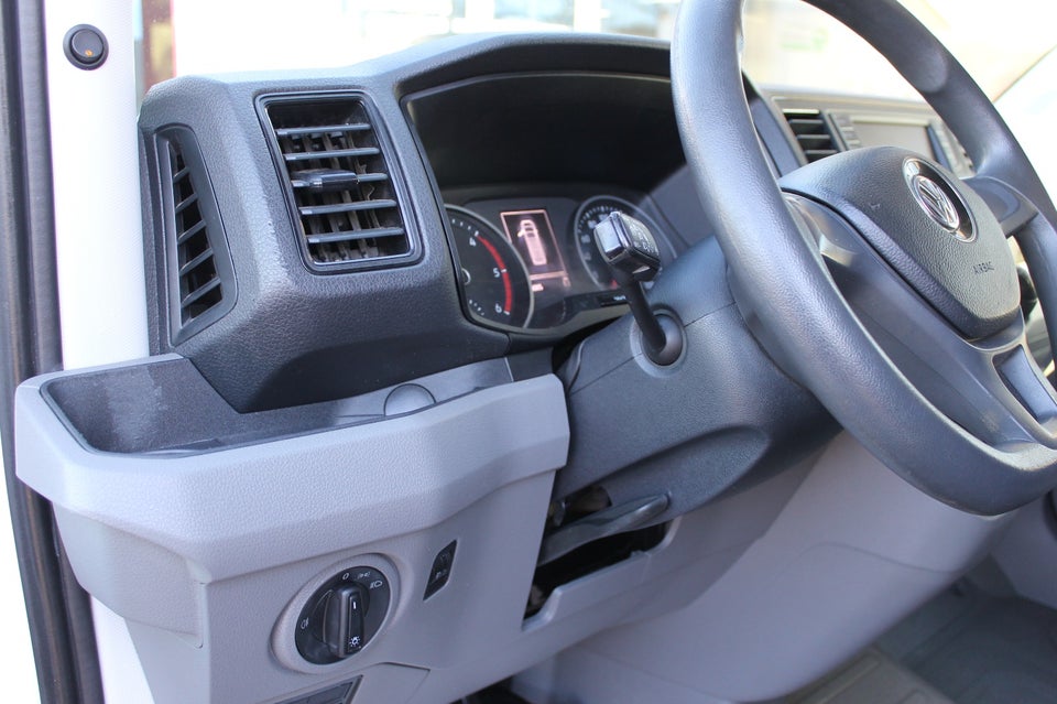 VW Crafter 35 2,0 TDi 140 Kassevogn L3H2