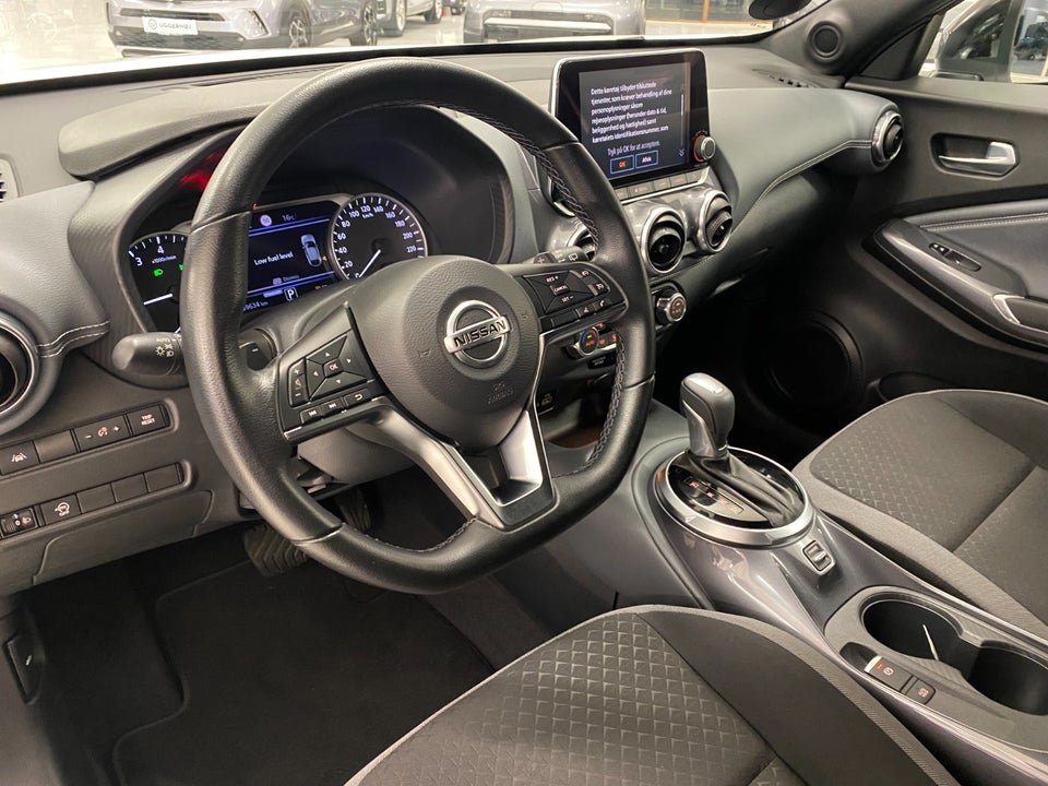 Nissan Juke 1,0 Dig-T 114 N-Connecta DCT 5d