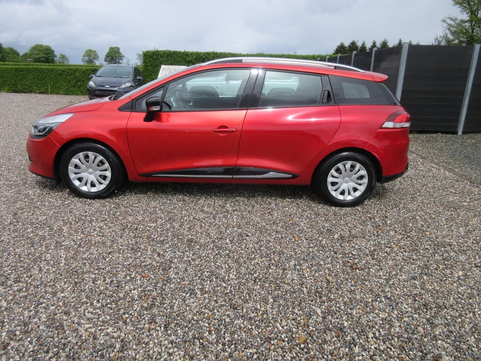 Renault Clio IV 0,9 TCe 90 Expression Sport Tourer 5d