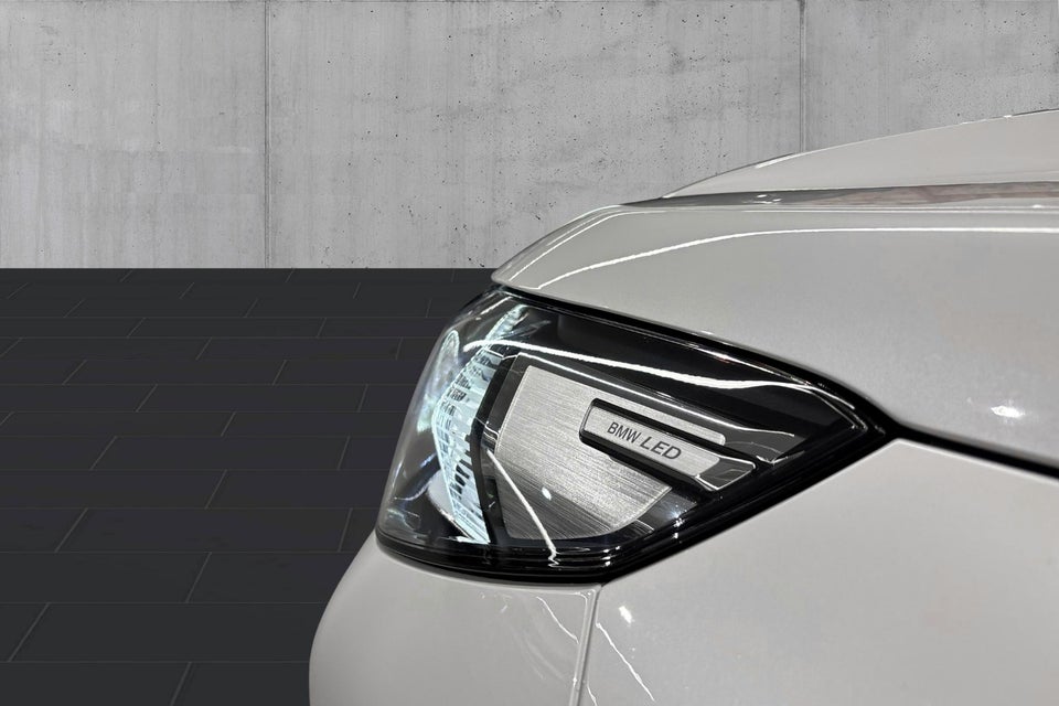 BMW iX1 xDrive30 M-Sport 5d