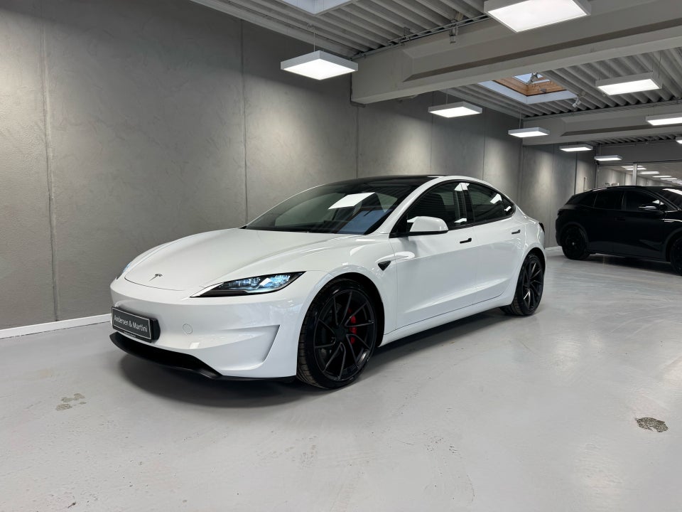 Tesla Model 3 Performance AWD 4d