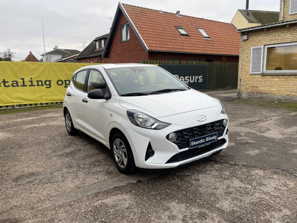 Hyundai i10 1,0 MPi Essential AMT 5d