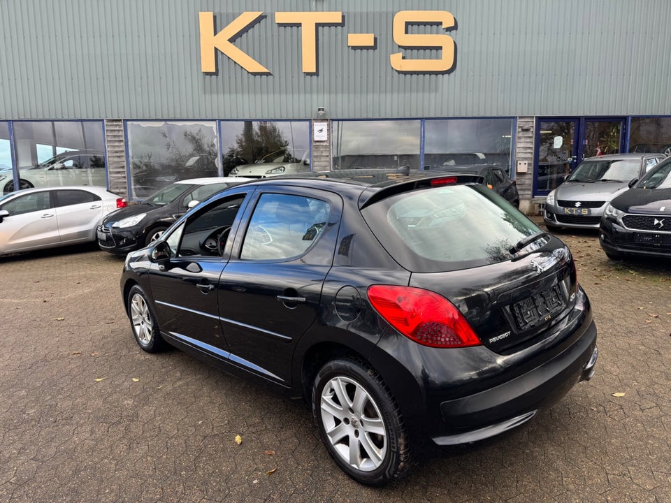 Peugeot 207 1,6 VTi Premium 5d