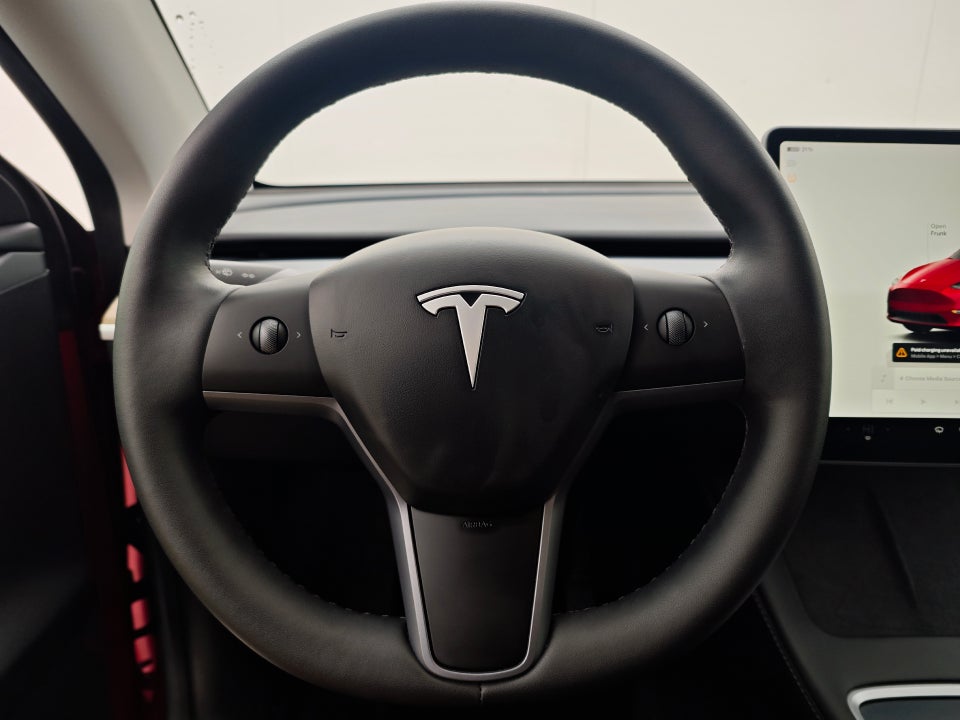 Tesla Model Y RWD 5d