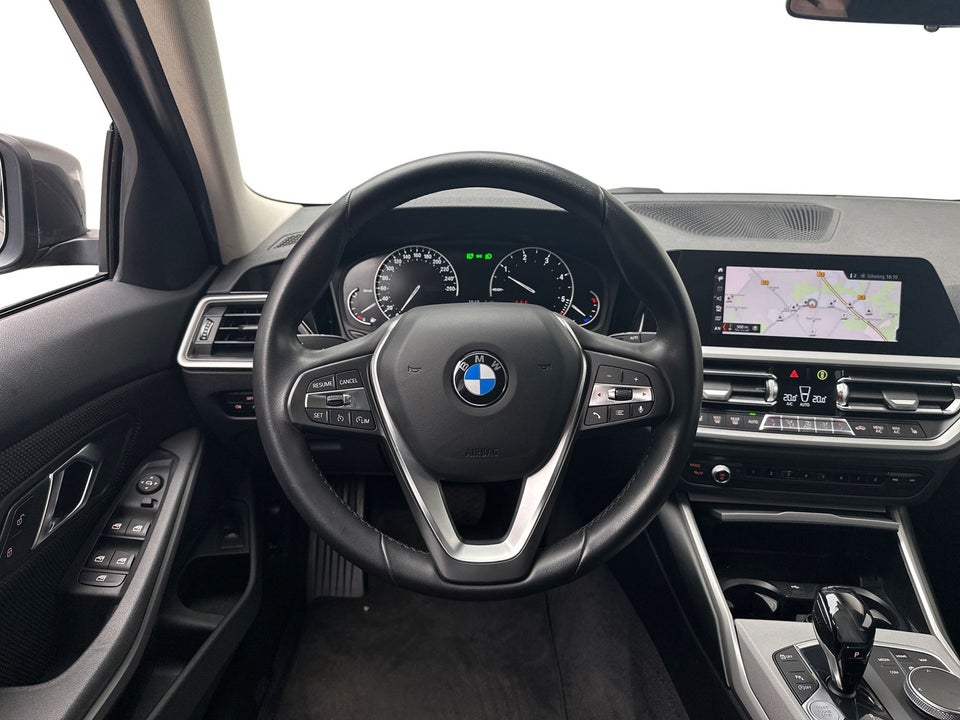 BMW 320d 2,0 Touring Connected aut. 5d