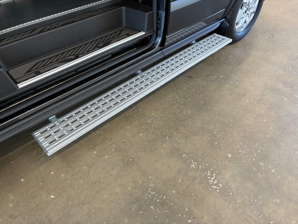 Ford E-Transit 350 L3 Kombi 68 Trend H2 RWD