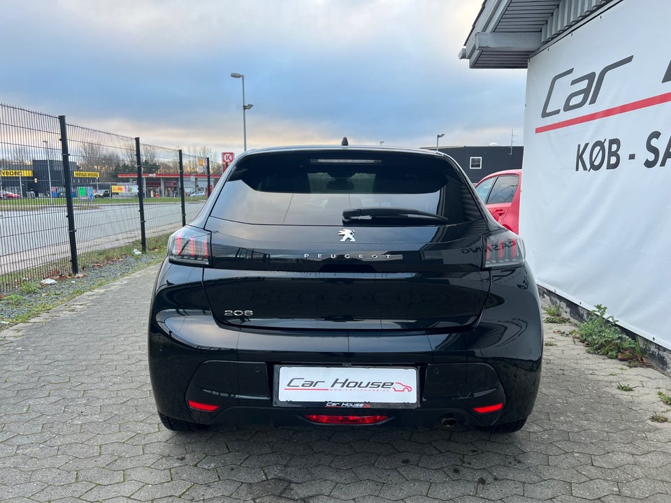 Peugeot 208 1,2 PureTech 100 Allure 5d