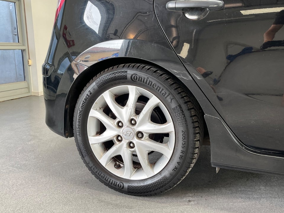 Hyundai i30 1,6 CRDi 90 Classic Sense+ Eco 5d
