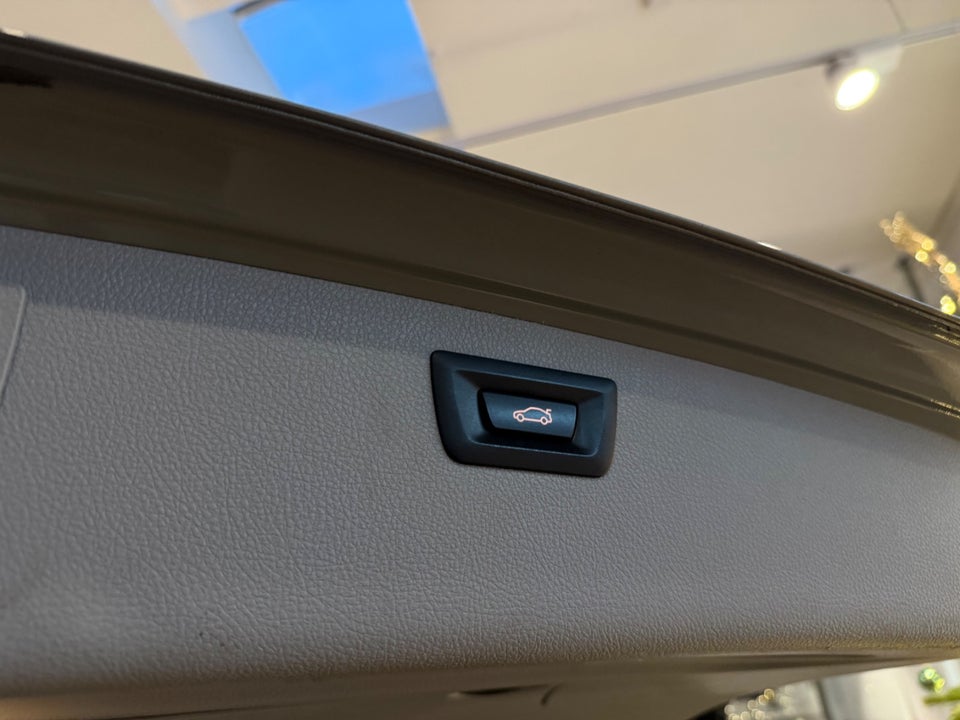 BMW 320d 2,0 aut. 4d