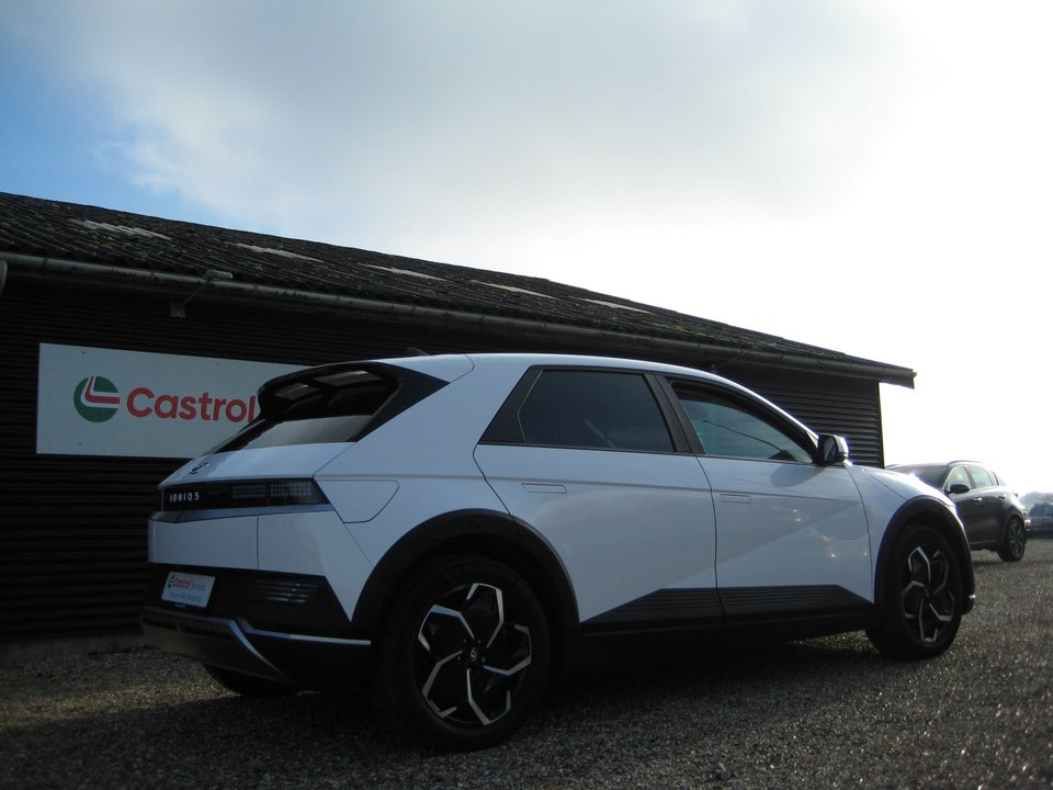 Hyundai Ioniq 5 58 Essential 5d