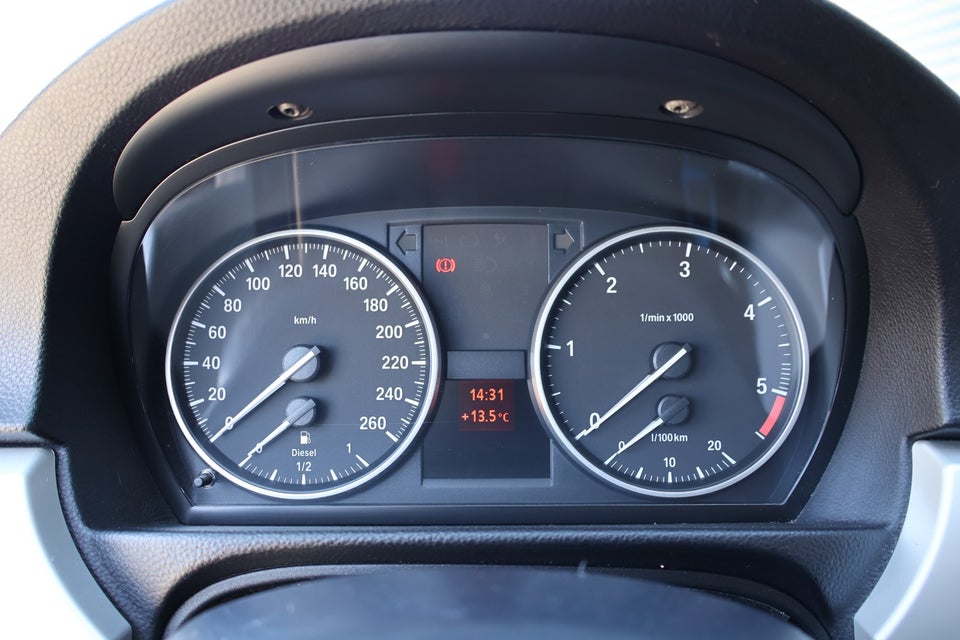BMW 320d 2,0 Touring 5d