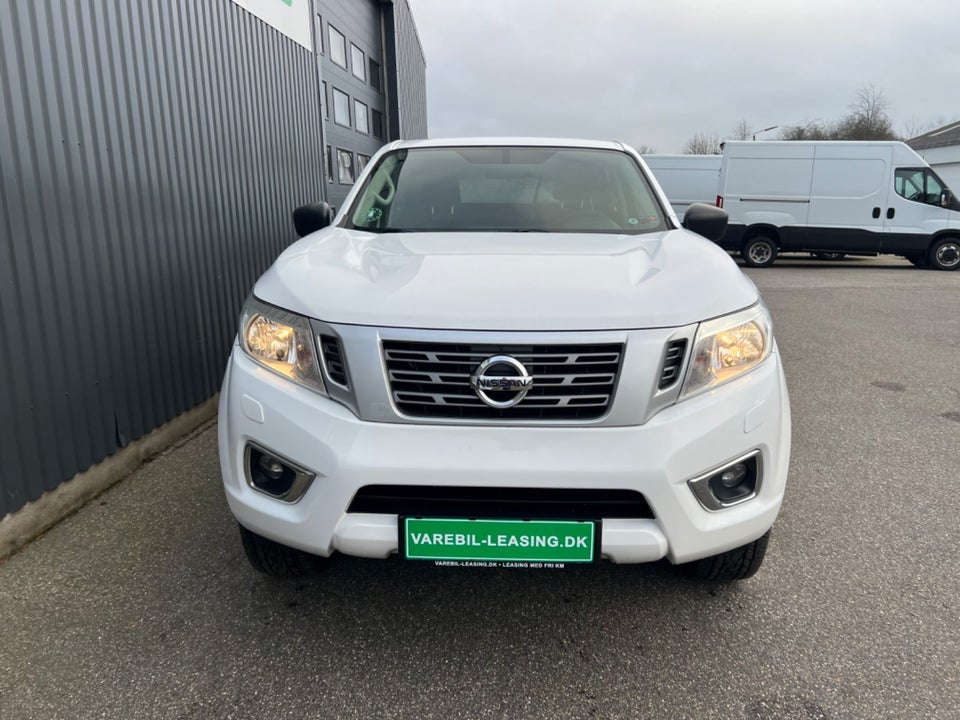 Nissan Navara 2,3 dCi 160 King Cab Visia 2d