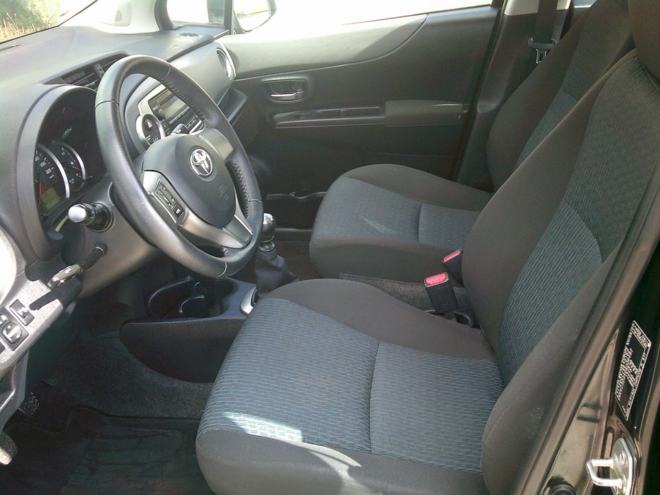Toyota Yaris 1,4 D-4D T2 5d