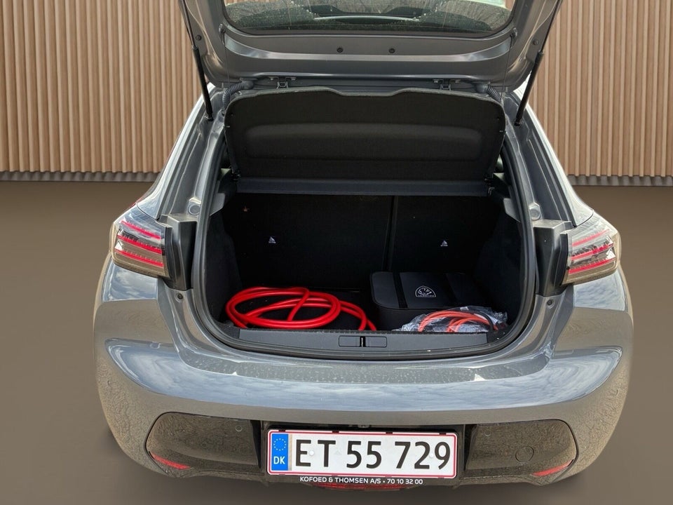 Peugeot e-208 54 GT Pack 5d