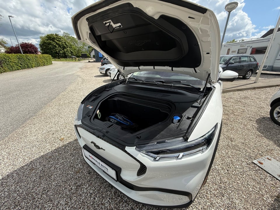 Ford Mustang Mach-E 98 Extended Range 5d