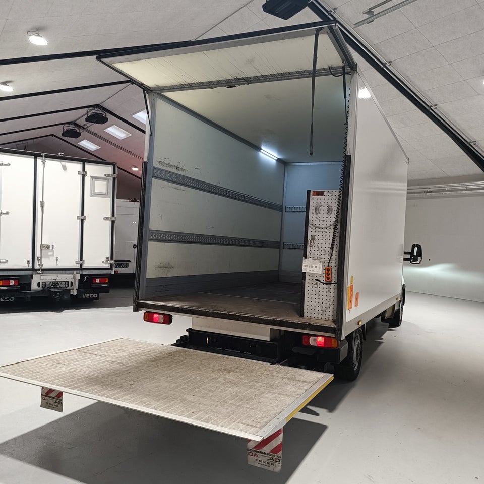 Iveco Daily 3,0 35S18 4100mm Lad AG8