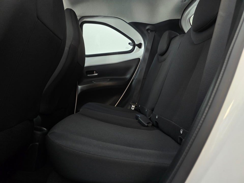 Toyota Aygo X 1,0 Active 5d