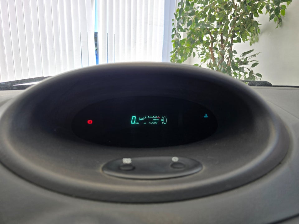 Toyota Yaris 1,3 Luna 5d