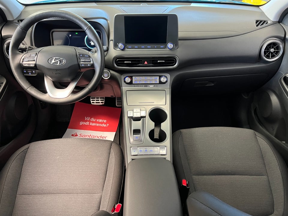 Hyundai Kona 64 EV Essential 5d