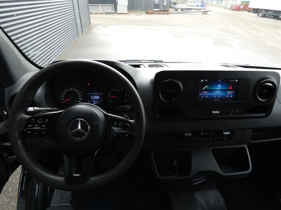 Mercedes Sprinter 316 2,2 CDi A2 Kassevogn aut. RWD