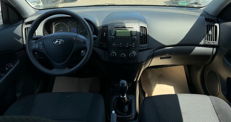 Hyundai i30 1,4 CVVT World Cup CW 5d