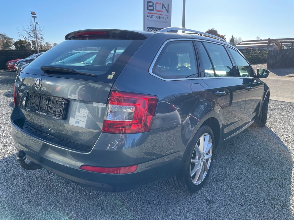 Skoda Octavia 1,4 TSi 140 Elegance Combi DSG 5d