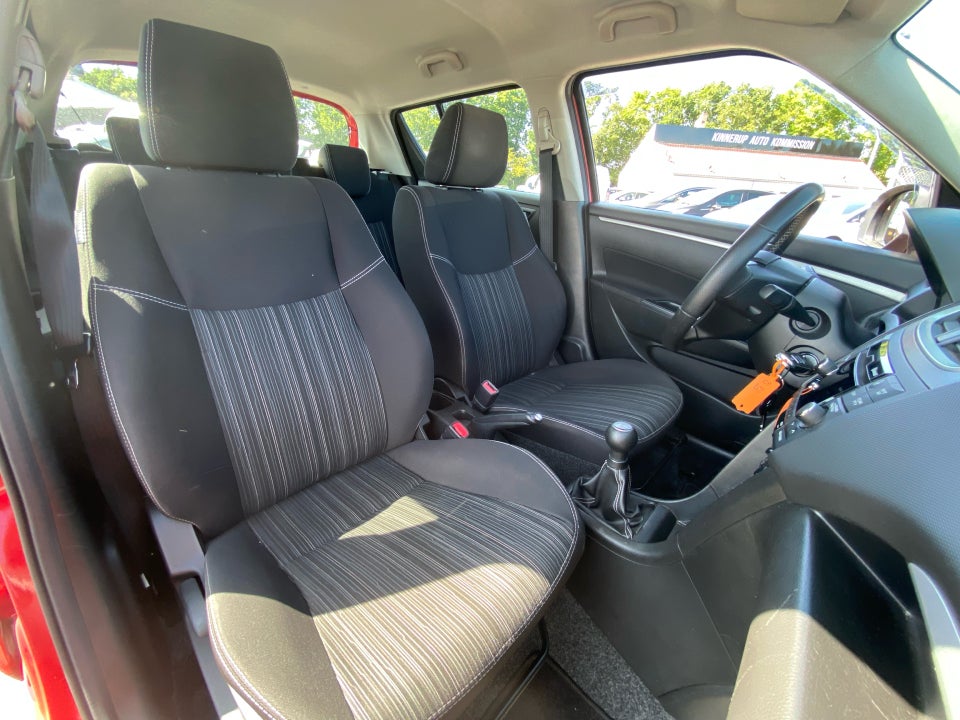 Suzuki Swift 1,2 Dualjet Comfort 5d