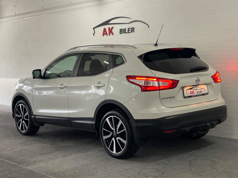 Nissan Qashqai 1,5 dCi 110 Tekna 5d