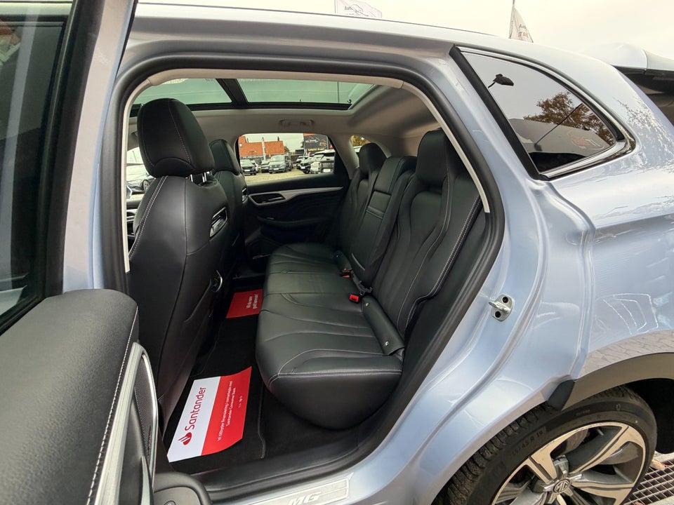 MG Marvel R Performance 5d