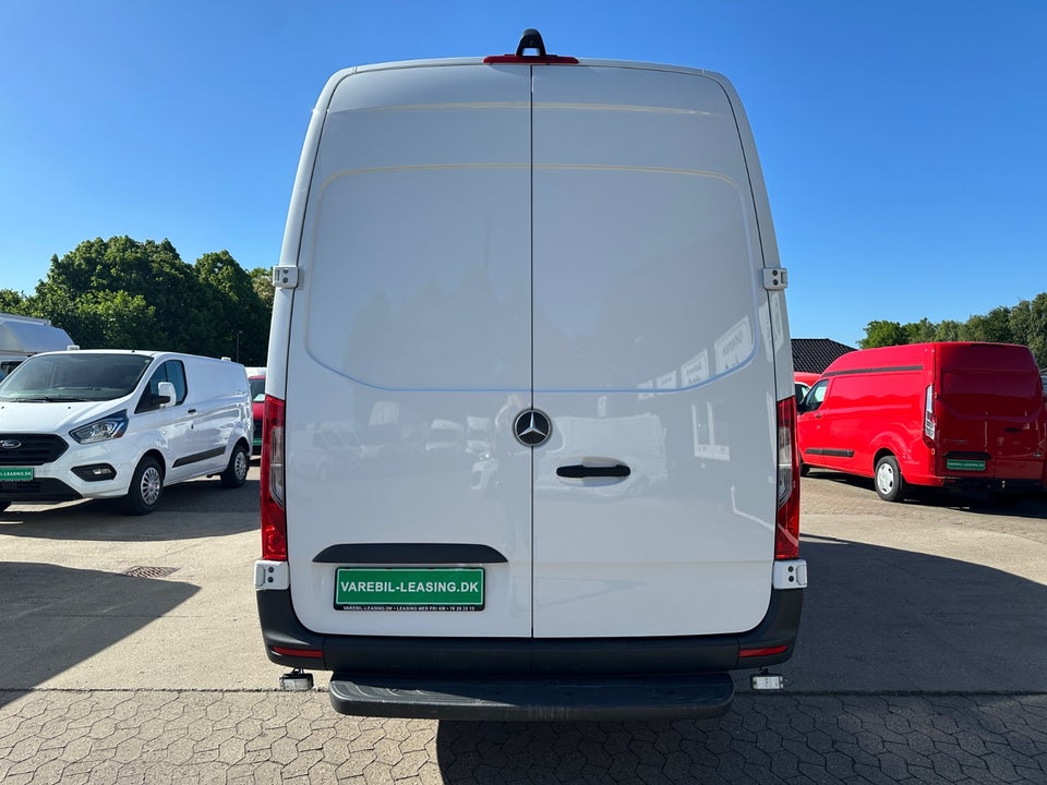 Mercedes Sprinter 317 2,0 CDi A3 Kassevogn aut. RWD
