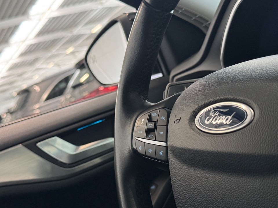 Ford Focus 1,0 EcoBoost Titanium 5d